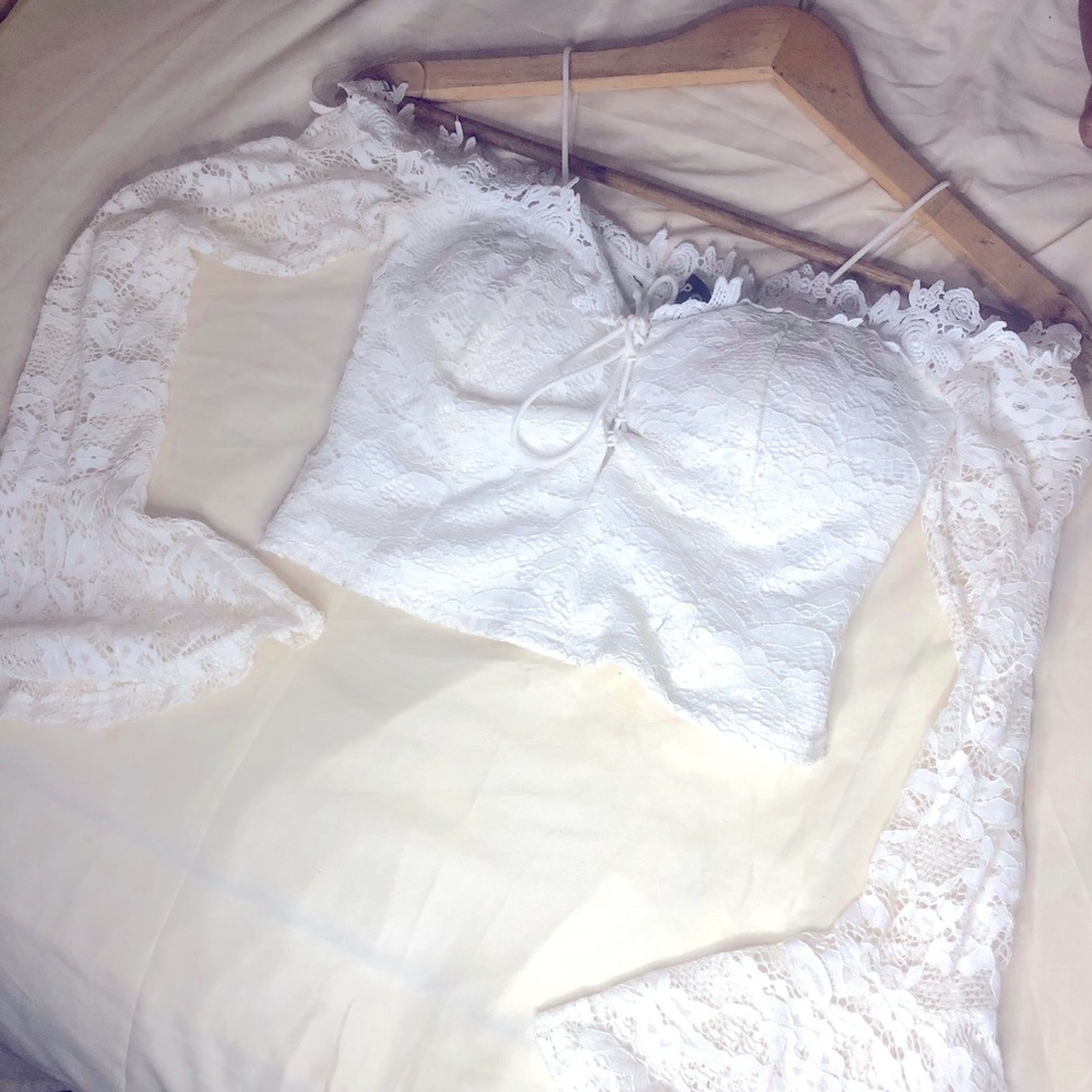 Off white Floral Lace Crop top